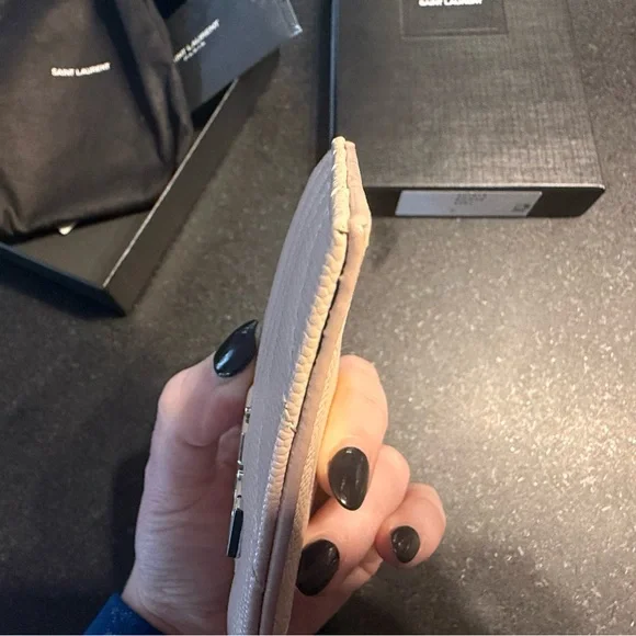 Saint Laurent Zip Card Holder in grain de poudre leather, (pink/silver) - Picture 10 of 15